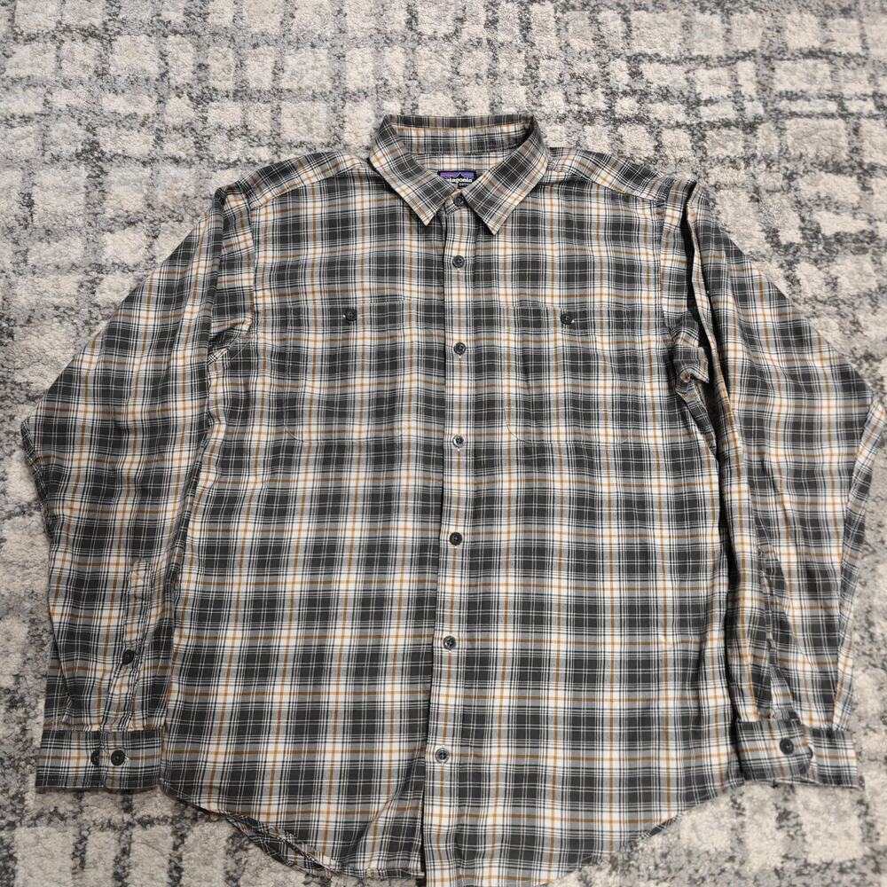 Patagonia Organic Cotton Lightweight Flannel Long Sleeve Shirt Plaid Mens M